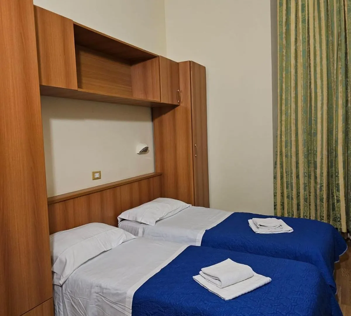 ***  Hotel Holiday Montecatini Terme Italy