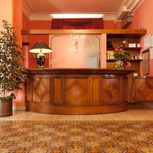 3* Hotel Savoia E Campana