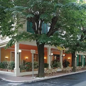 4* Hotel Boston